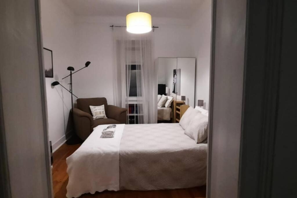 Charming Sunny Terrace / One Bedroom Apartment Lissabon Buitenkant foto
