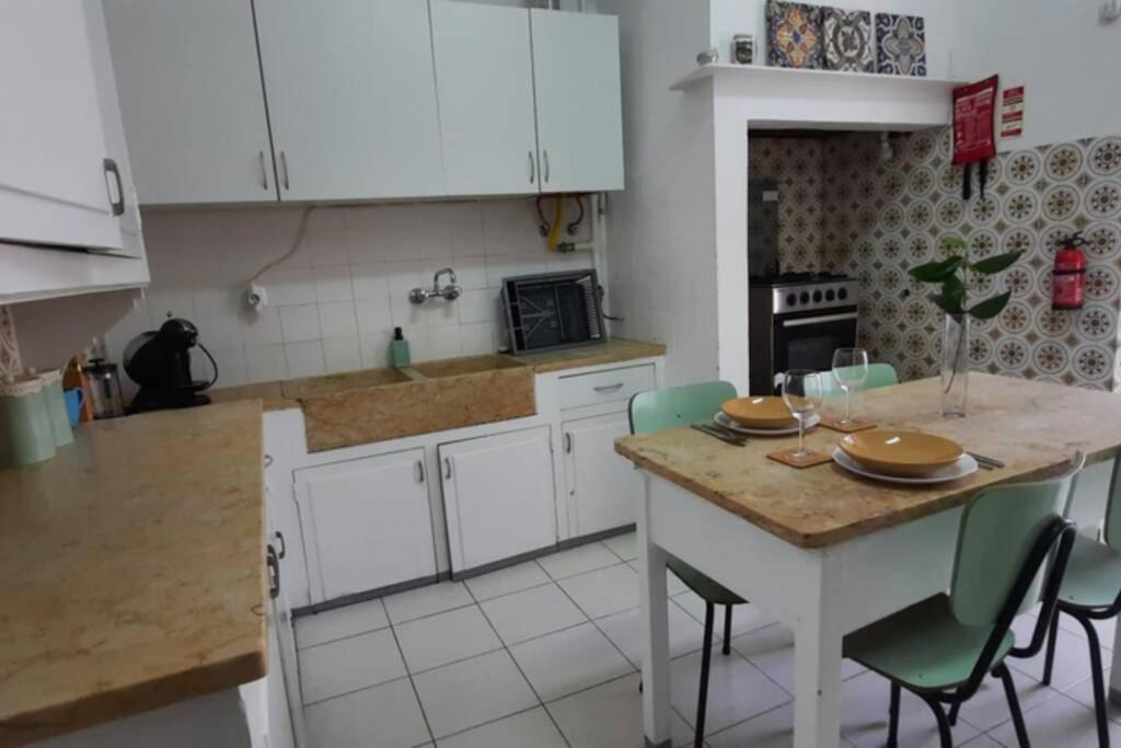 Charming Sunny Terrace / One Bedroom Apartment Lissabon Buitenkant foto